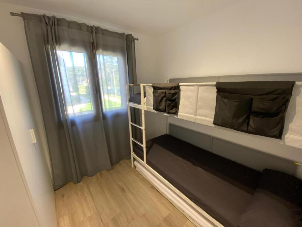 Apartamento Cala Montgo เลสกาลา ภายนอก รูปภาพ